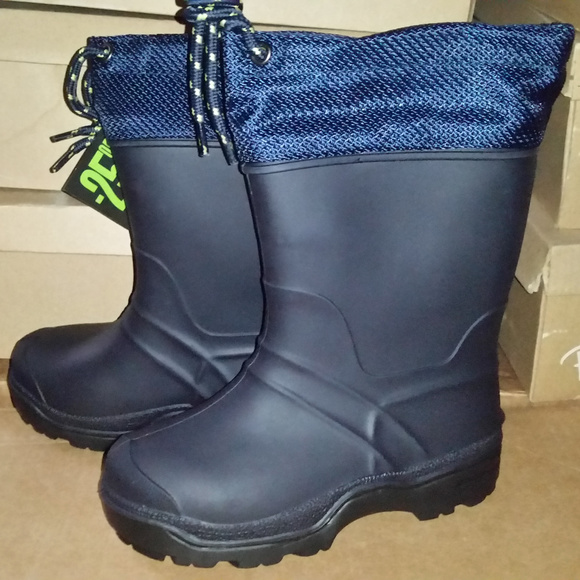 navy snow boots